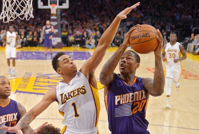 NBA季前赛湖人大胜太阳