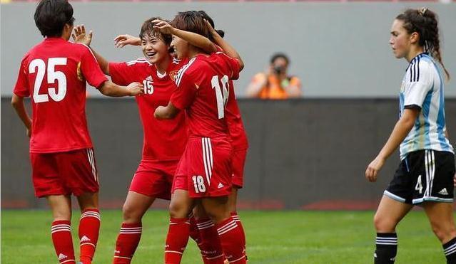 阿根廷女足大胜对手，成功晋级